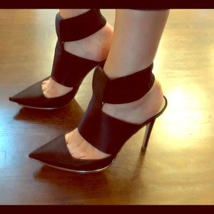 Lightly worn Stella McCartney black heels